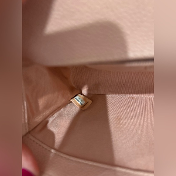 Chanel Boy Medium  Pink Quilted Bag with Gold hardware - Picture 7 of 11